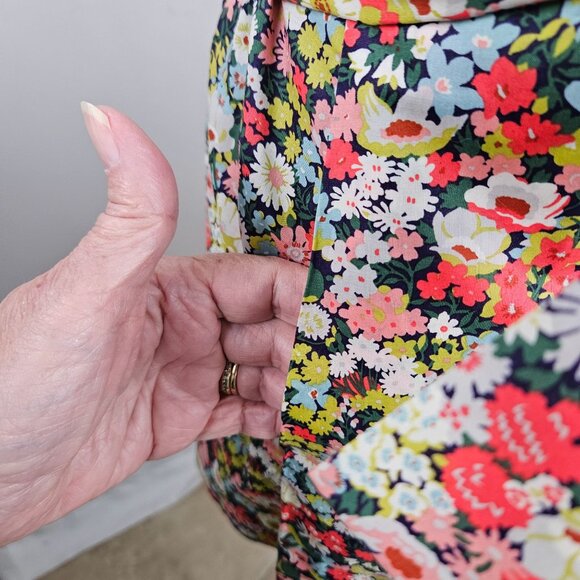 J. Crew Liberty Thorpe Floral High Rise Tie Waist Shorts Size 8 - Picture 7 of 16